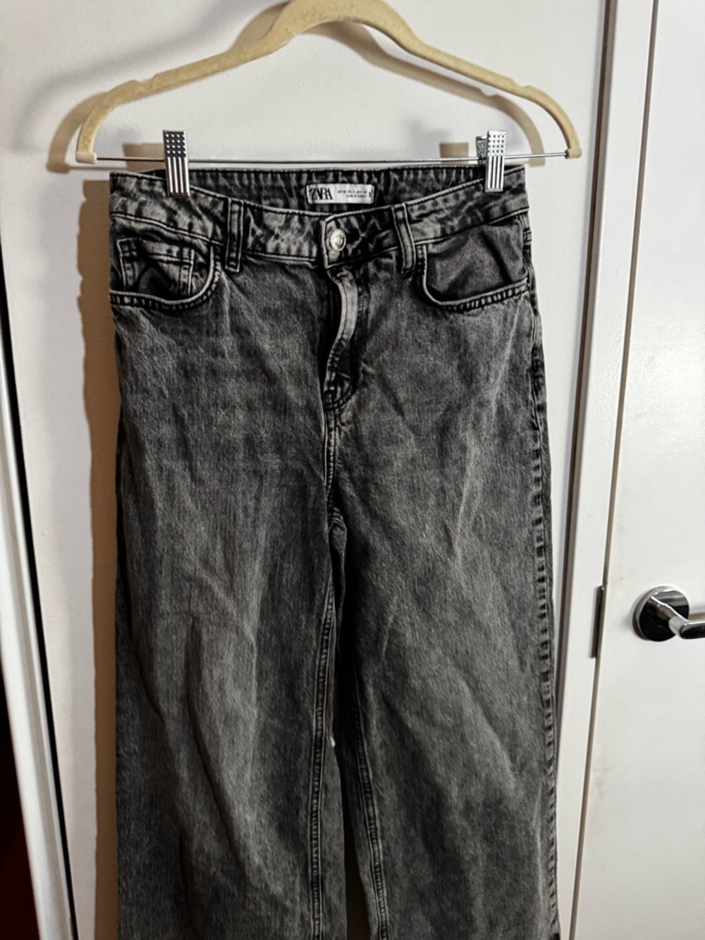 Zara Washed Black Cropped Wide-Leg Cropped Jeans - Picture 5 of 6